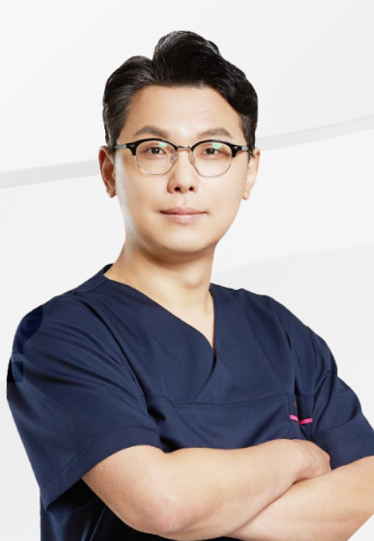 윤재웅 원장님.PNG